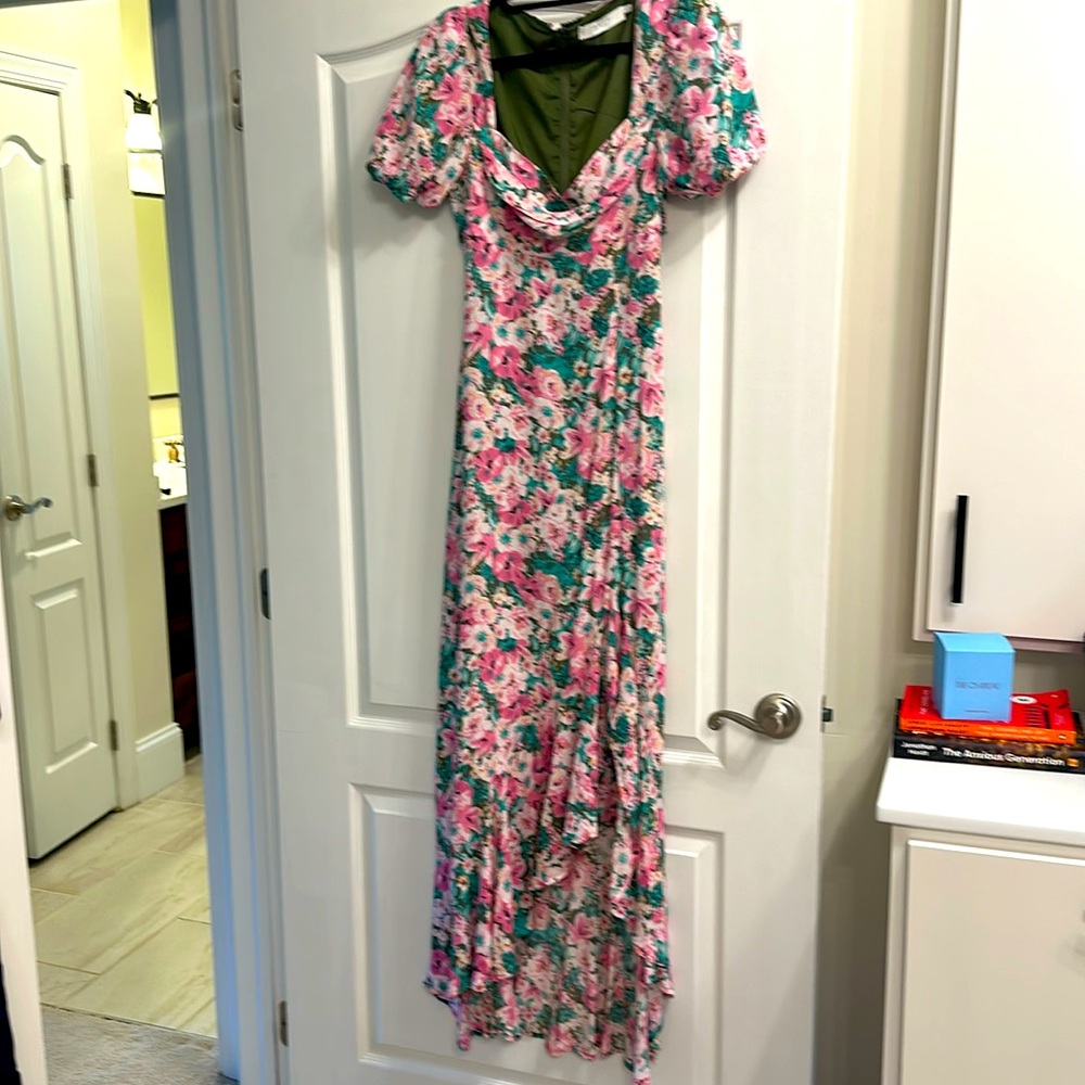 ASTR DAYANARA FLORAL PUFF SLEEVE MIDI DRESS